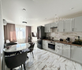 3-комн, 69кв м, этаж 8/8 ул. Глазкова,  д.14Б