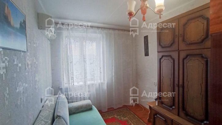 3-комн квартира ул. 64-й Армии,  д.65