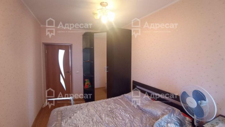 3-комн квартира ул. 64-й Армии,  д.65