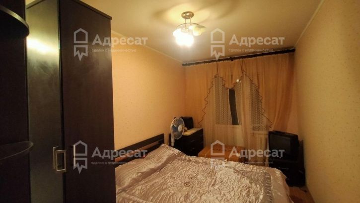3-комн квартира ул. 64-й Армии,  д.65
