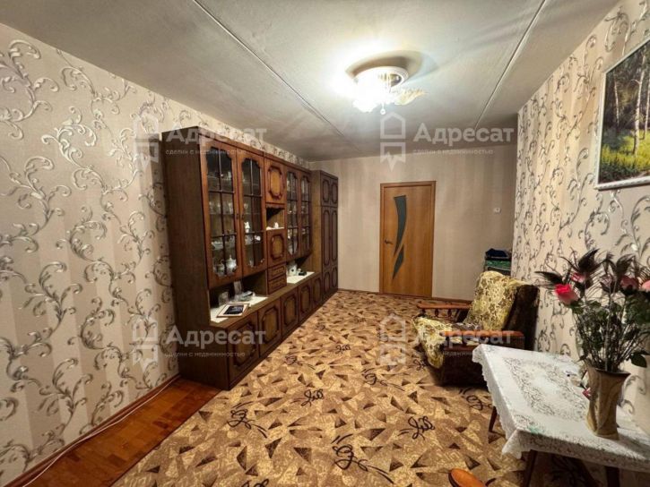 3-комн квартира ул. 64-й Армии,  д.65