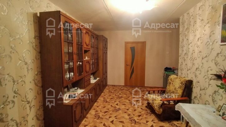 3-комн квартира ул. 64-й Армии,  д.65