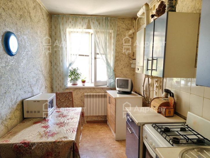 3-комн квартира ул. Грибанова,  д.7