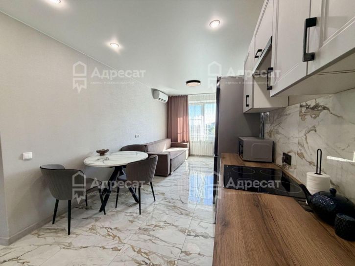 3-комн квартира ул. Глазкова,  д.14Б
