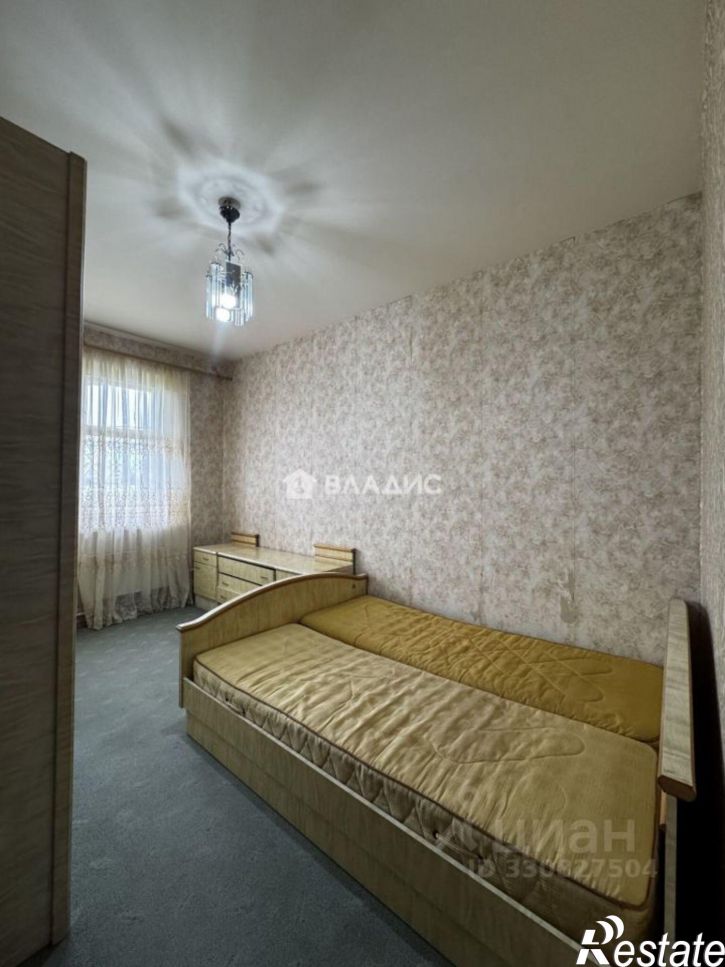 2-комн квартира ул Нарвская, 8,  д. 8