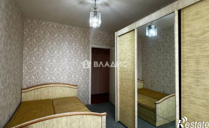 2-комн квартира ул Нарвская, 8,  д. 8