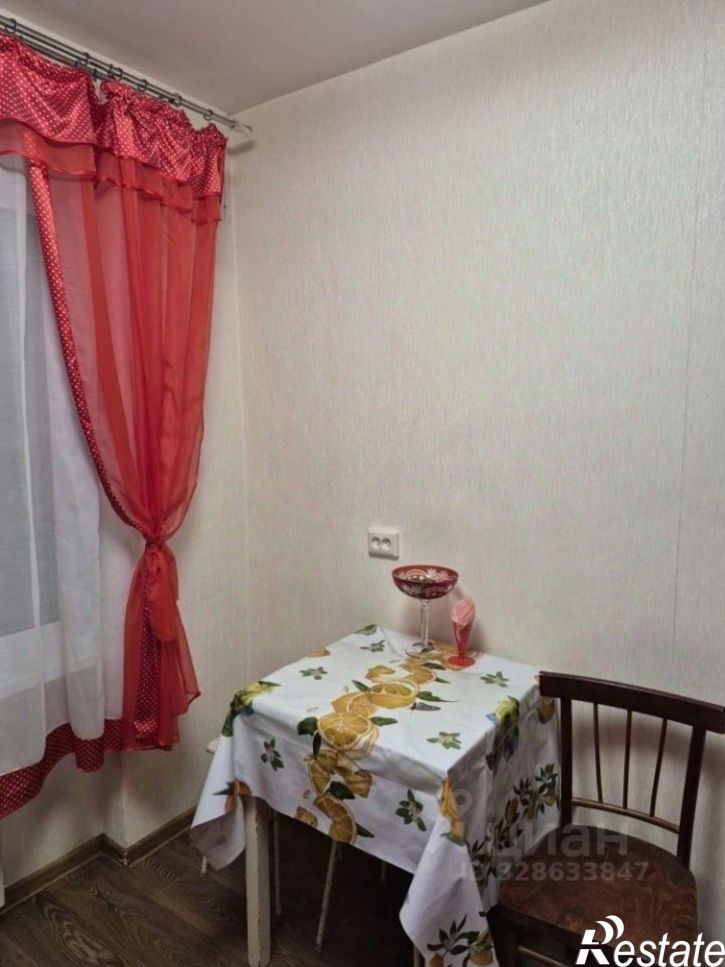 1-комн квартира улица Козьмы Минина, 8,  д. 8