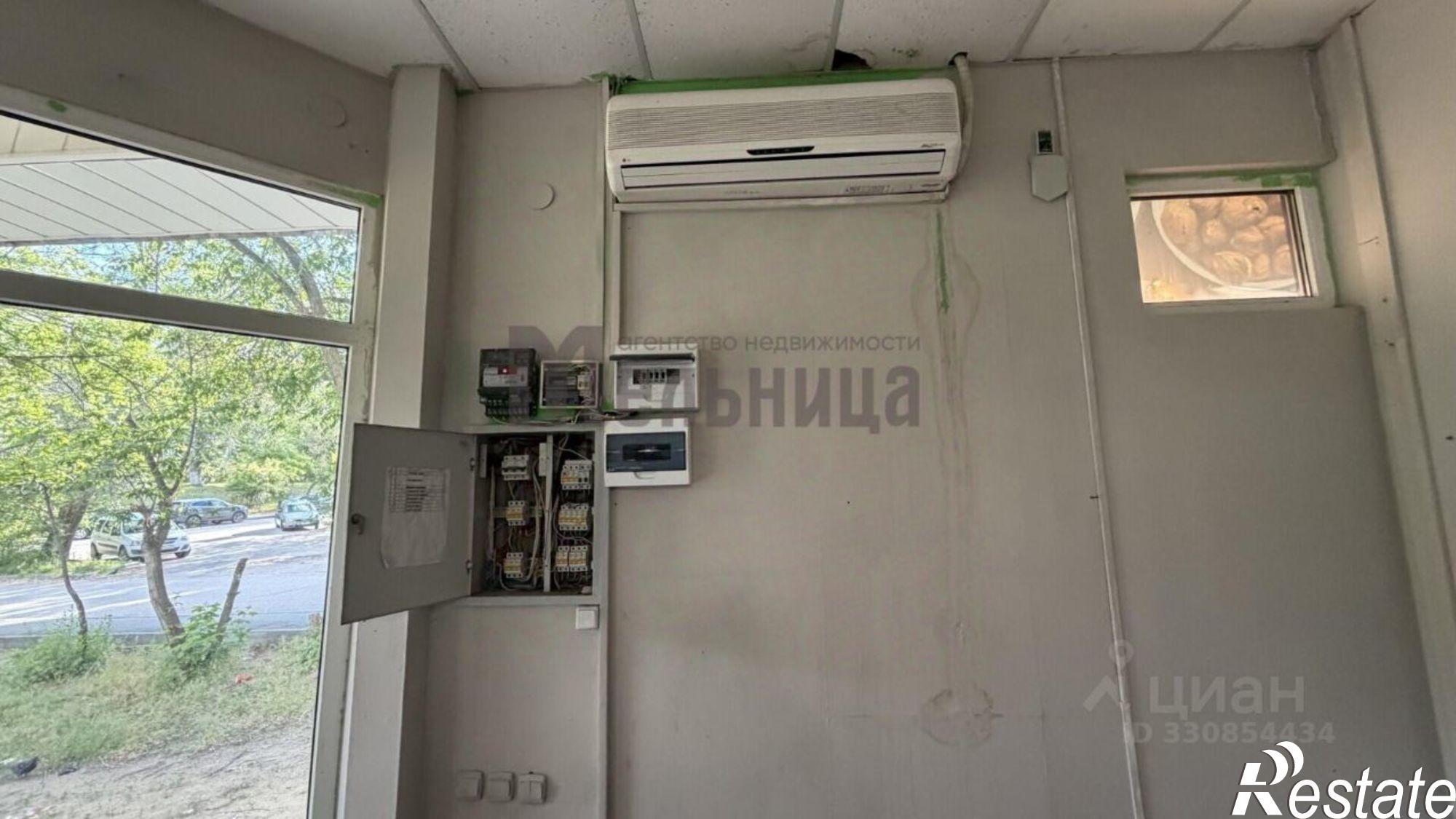 Купить ОСЗ, отдельно стоящее здание за 11 000 100 рублей на Уральская улица