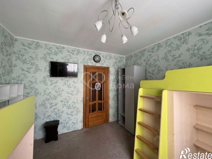 2-комн квартира улица Космонавтов, 33,  д. 33