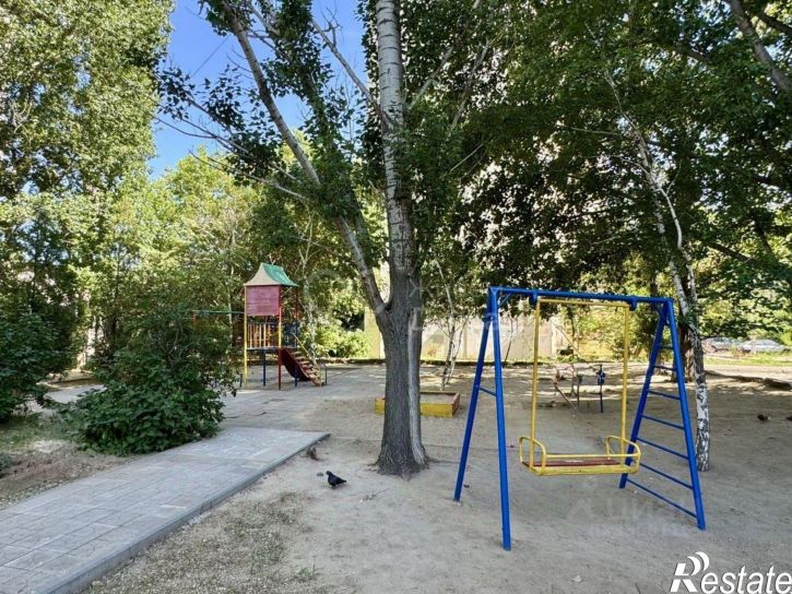 2-комн квартира улица Космонавтов, 33,  д. 33