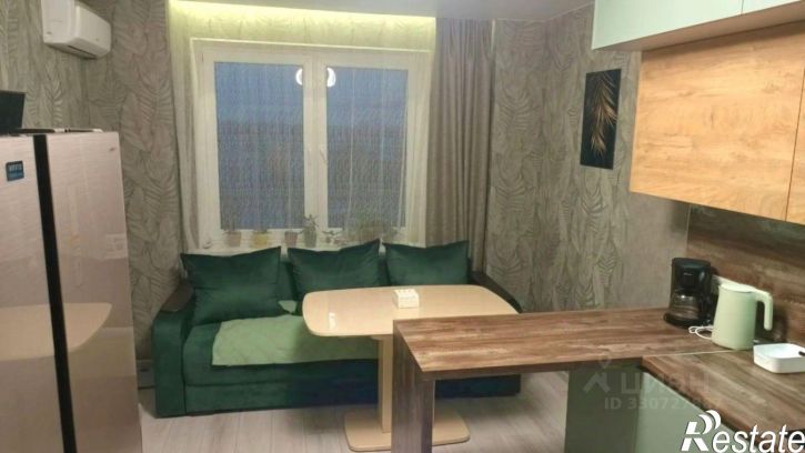 3-комн квартира б-р 30-летия Победы, 50,  д. 50