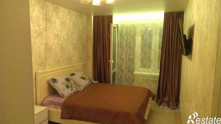 3-комн квартира б-р 30-летия Победы, 50,  д. 50