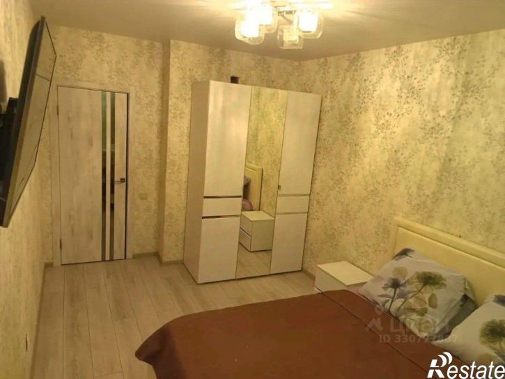 3-комн квартира б-р 30-летия Победы, 50,  д. 50