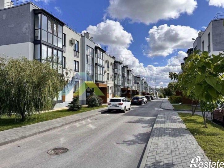 2-комн квартира ул им. гвардии полковника Добрушина, 7а,  д. 7а