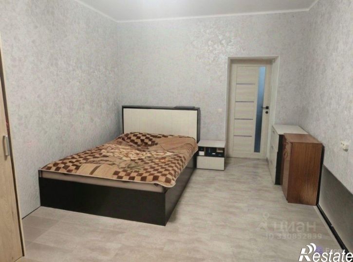 3-комн квартира Калининградская улица, 2,  д. 2