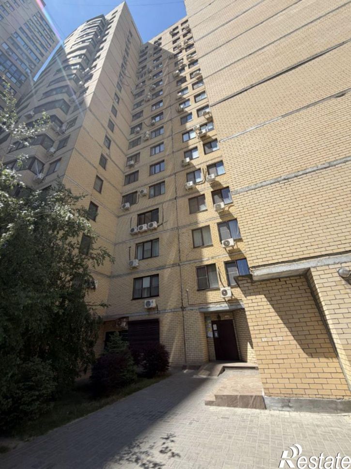 3-комн квартира Донецкая улица, 16А,  д. 16А