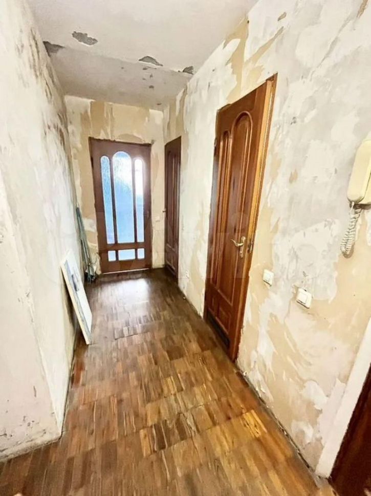 2-комн квартира пр-т Героев Сталинграда, 37