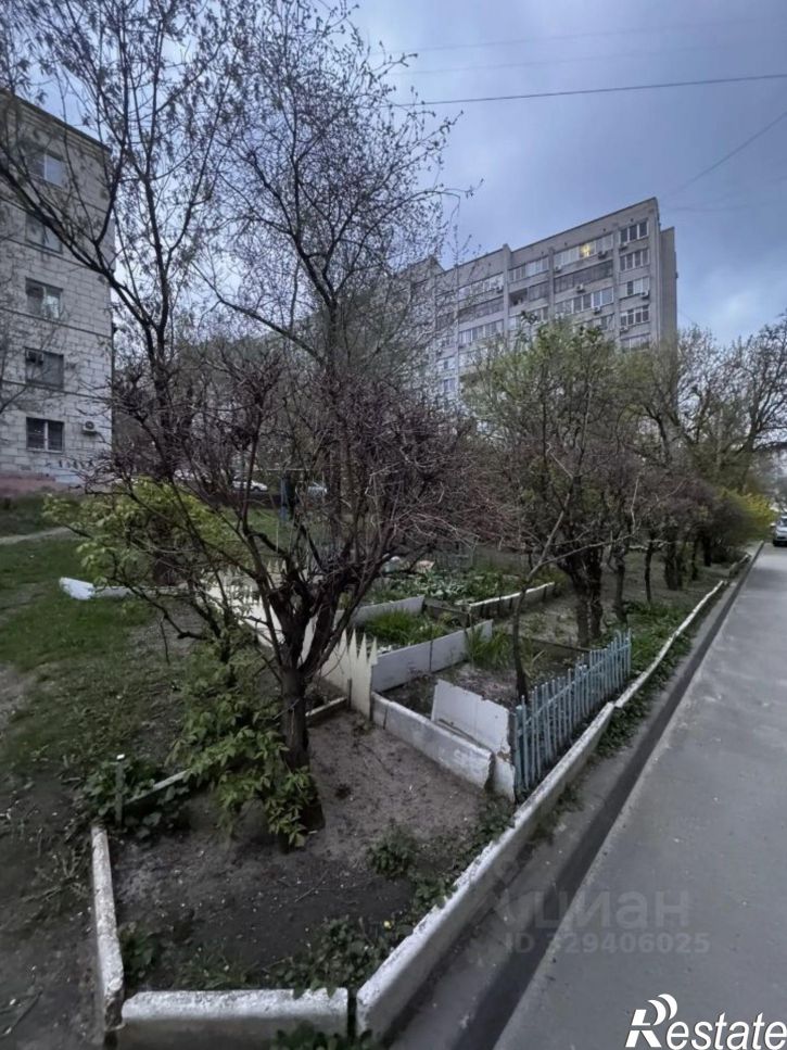 1-комн квартира улица 35-й Гвардейской дивизии, 3,  д. 3