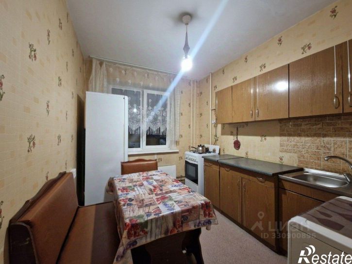 2-комн квартира улица Академика Комарова, 79,  д. 79