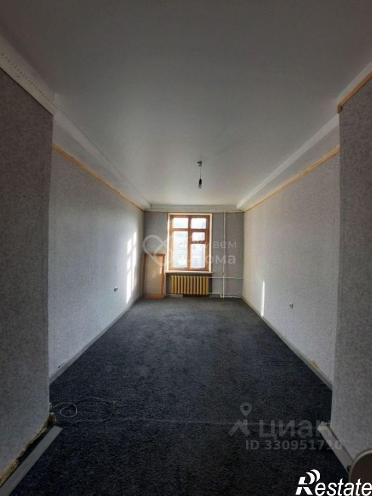 3-комн квартира улица Дзержинского, 8,  д. 8
