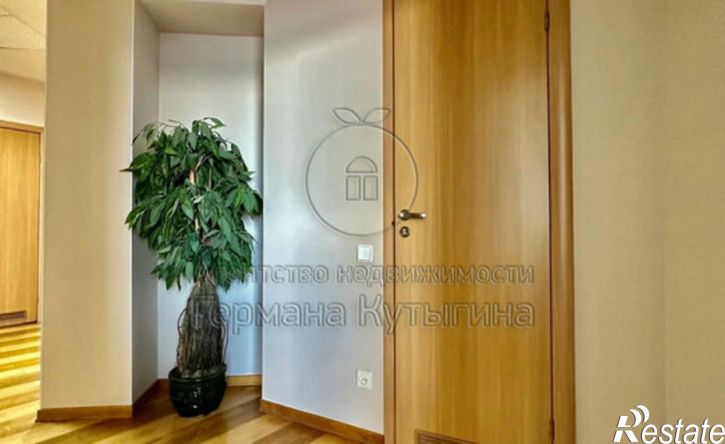3-комн квартира улица Чуйкова, 37,  д. 37