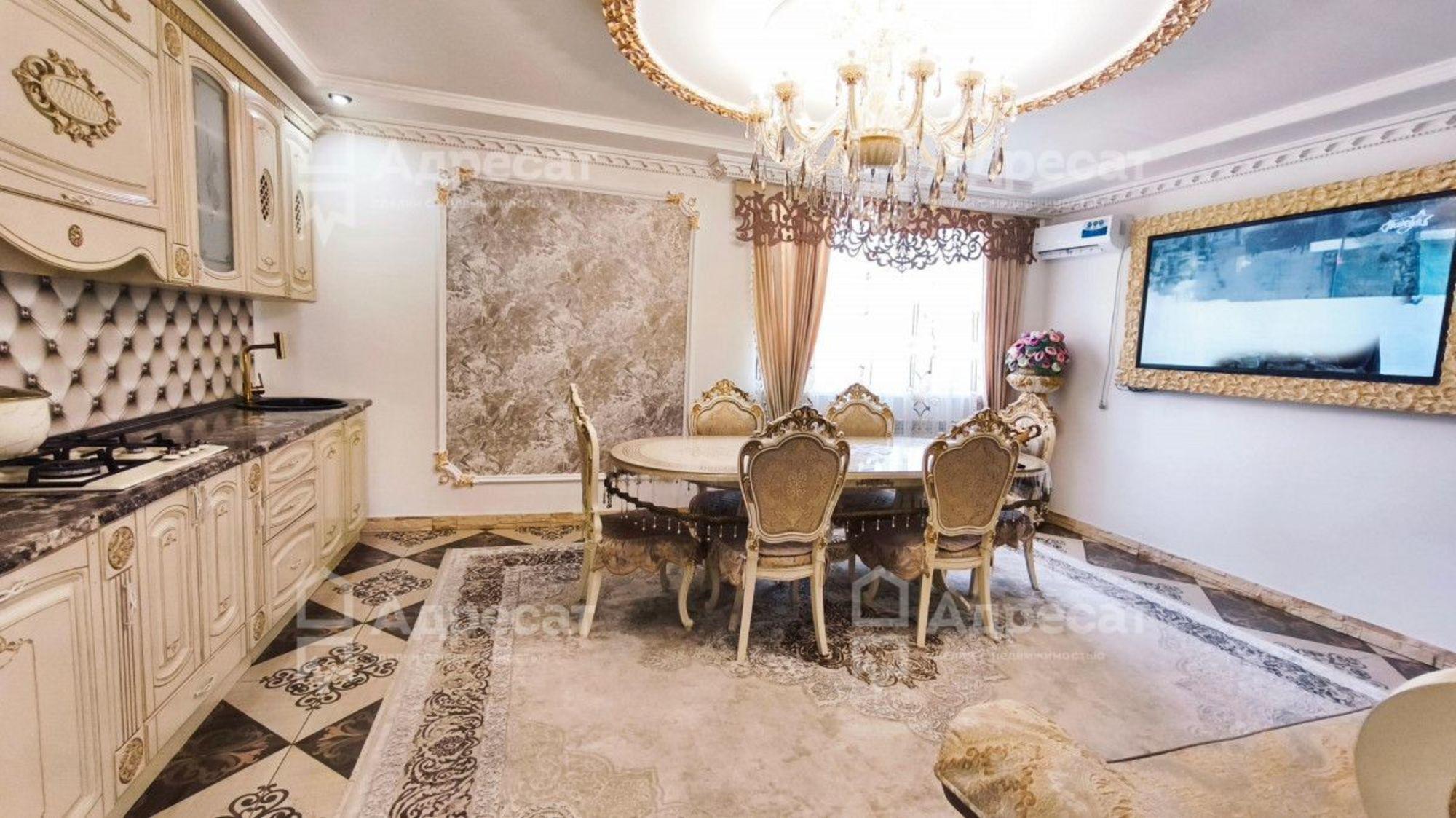 Купить дачу, дом, коттедж за 13 300 000 рублей на ул. Парковая
