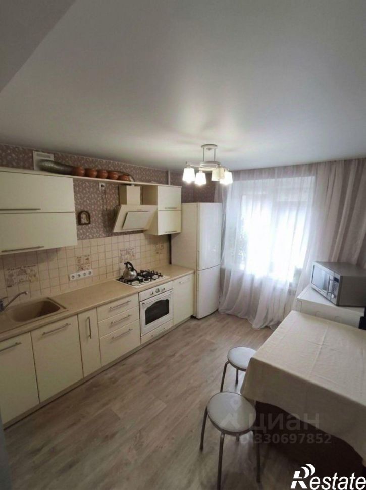2-комн квартира проспект Столетова, 6,  д. 6