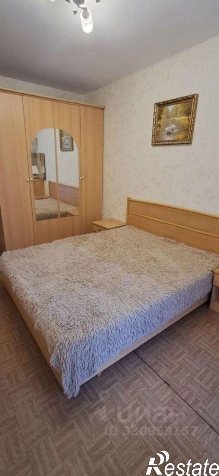 3-комн квартира улица Бажова, 7,  д. 7