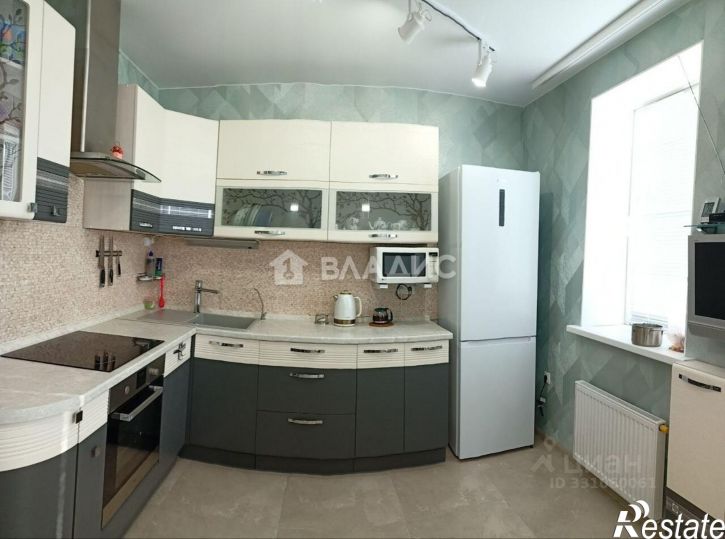 2-комн квартира улица Расула Гамзатова, 11,  д. 11