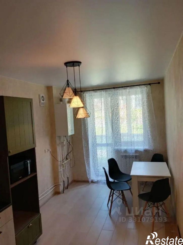 3-комн квартира улица Химина, 13А,  д. 13А