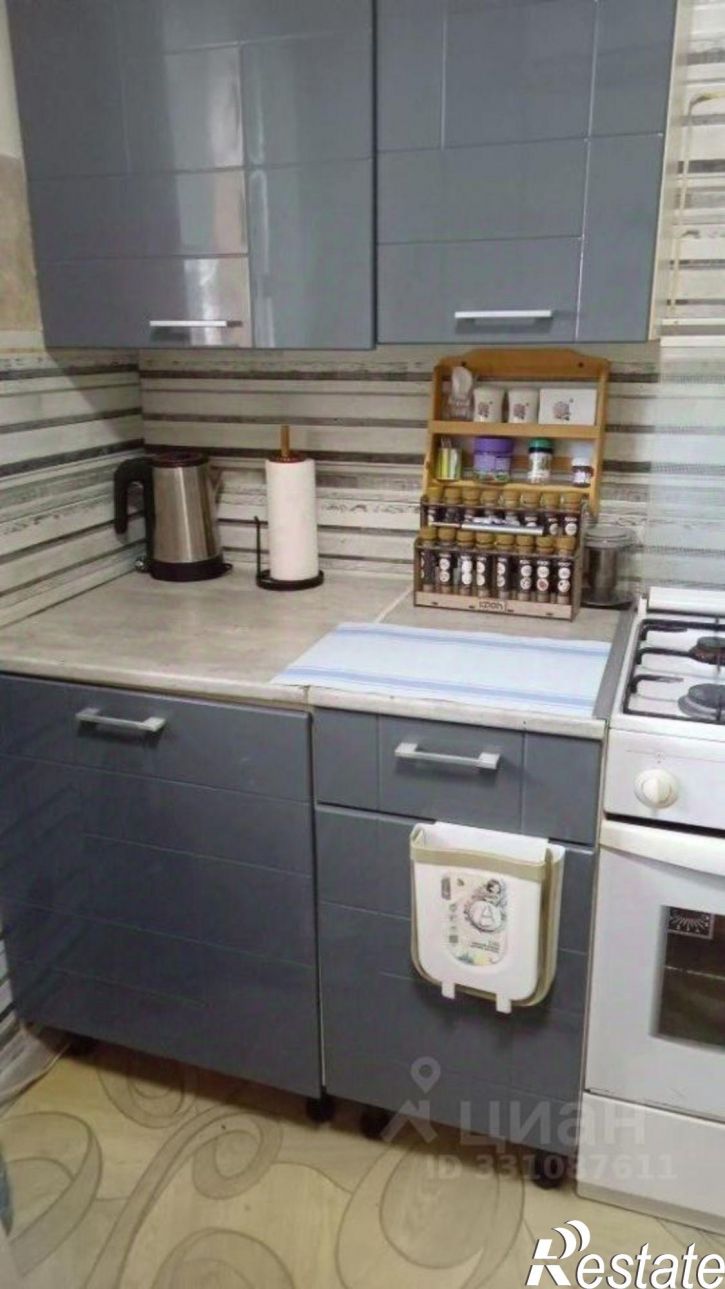2-комн квартира улица Землячки, 28,  д. 28