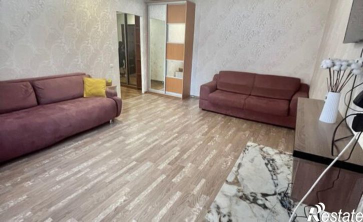 2-комн квартира Колосовая улица, 12,  д. 12