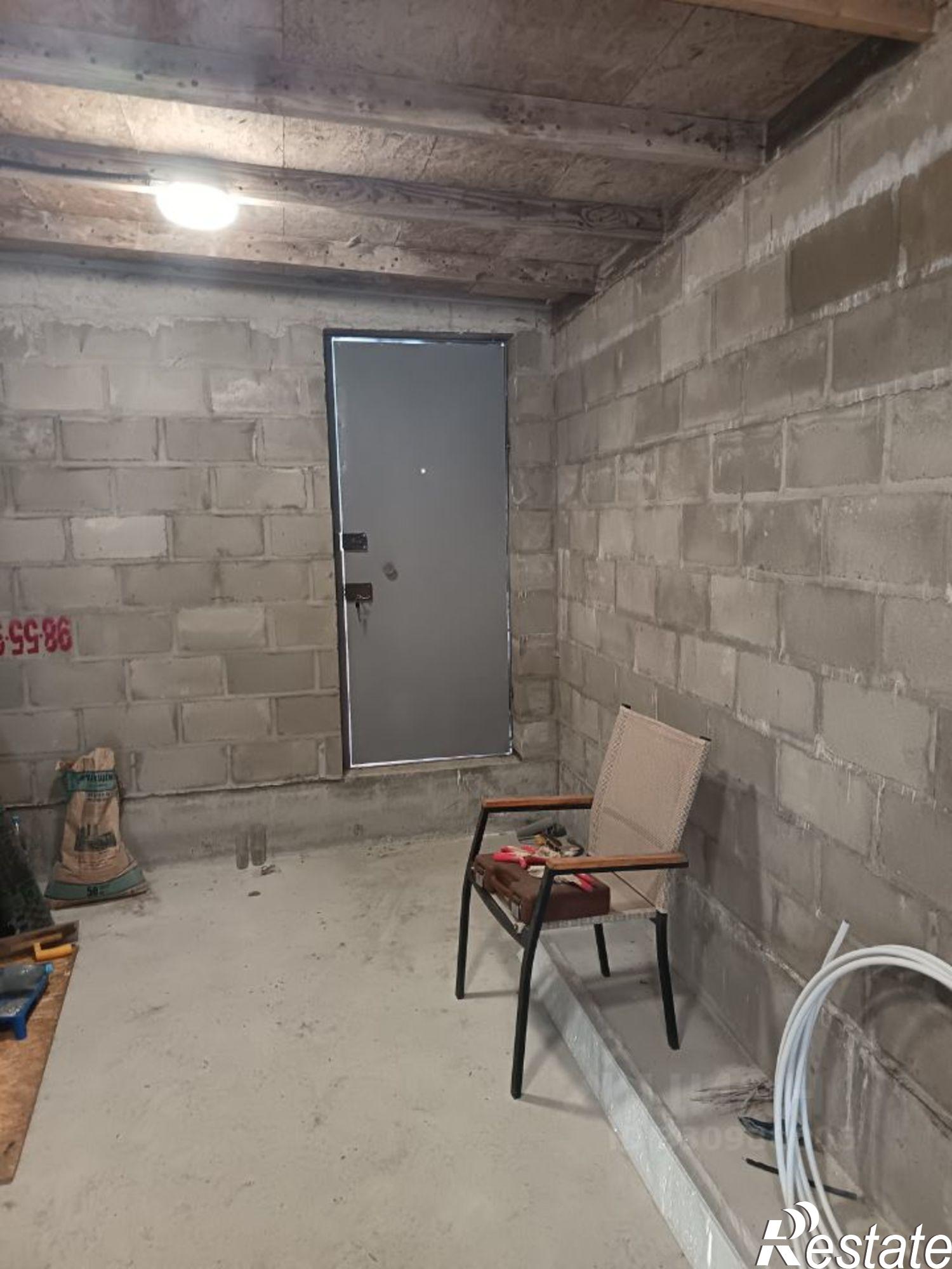 Купить гараж, место в паркинге за 550 011 рублей на улица Полоненко, 3
