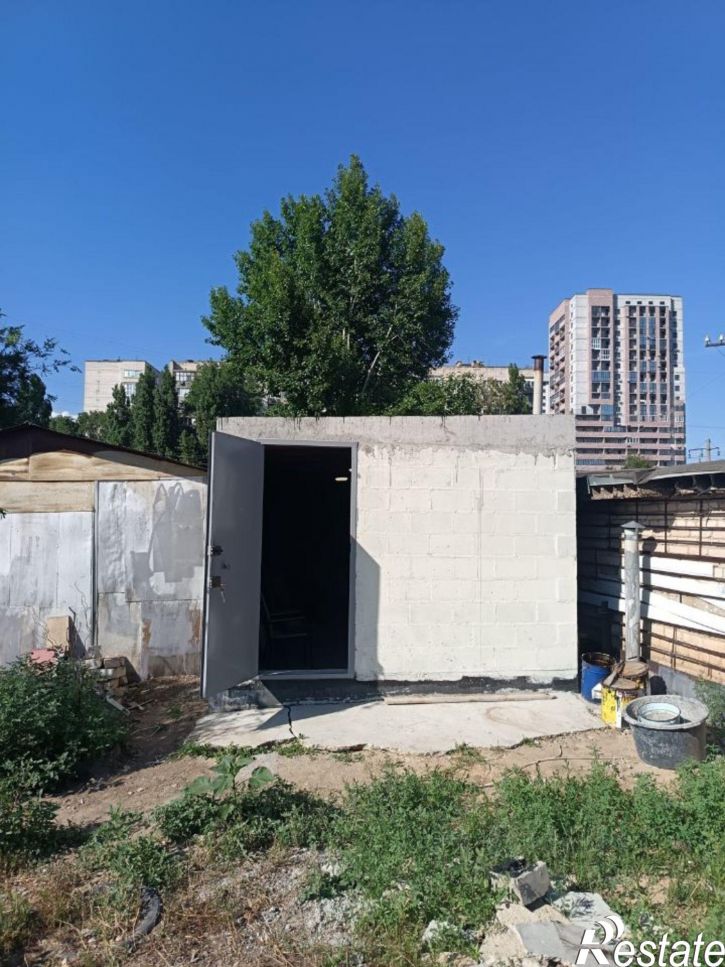 Гараж/парковка улица Полоненко, 3,  д. 3