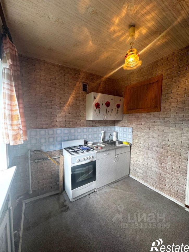 2-комн квартира улица Глазкова, 13,  д. 13
