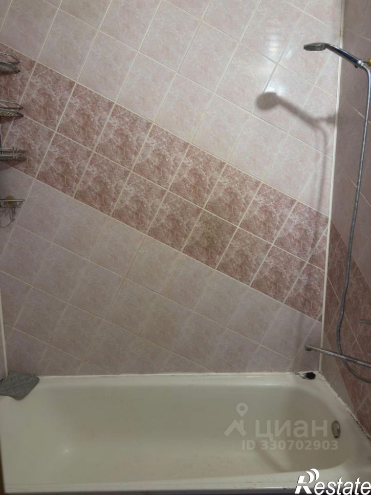 3-комн квартира ул им. Хользунова, 36 2,  д. 36 2,  к. 2