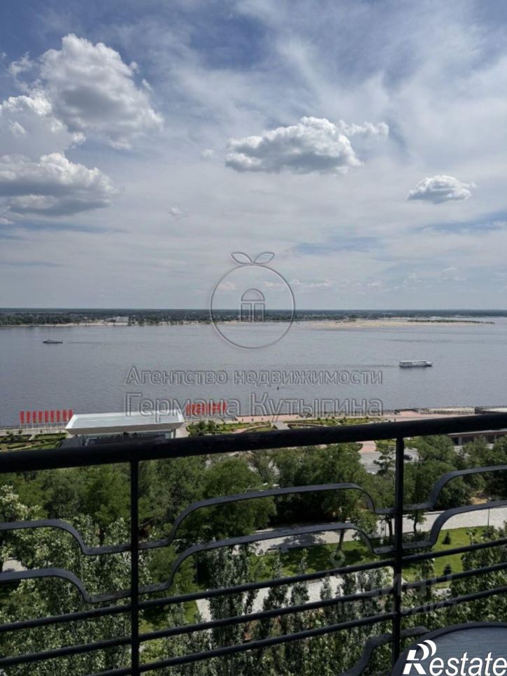 3-комн квартира улица Чуйкова, 37,  д. 37