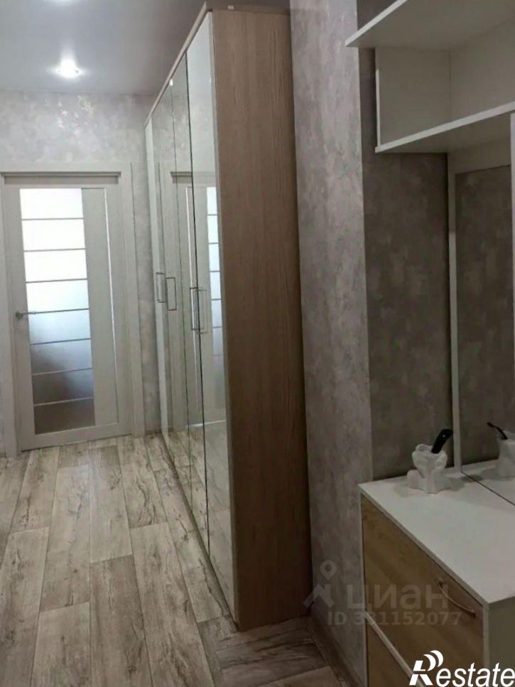 2-комн квартира улица Пархоменко, 2,  д. 2