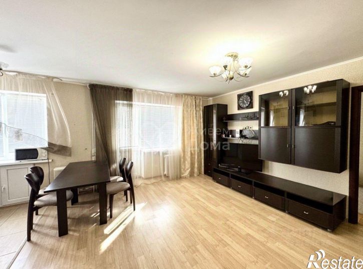 2-комн квартира Коммунистическая улица, 18,  д. 18