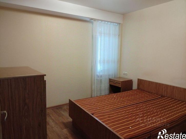 1-комн квартира улица Академика Комарова, 57,  д. 57