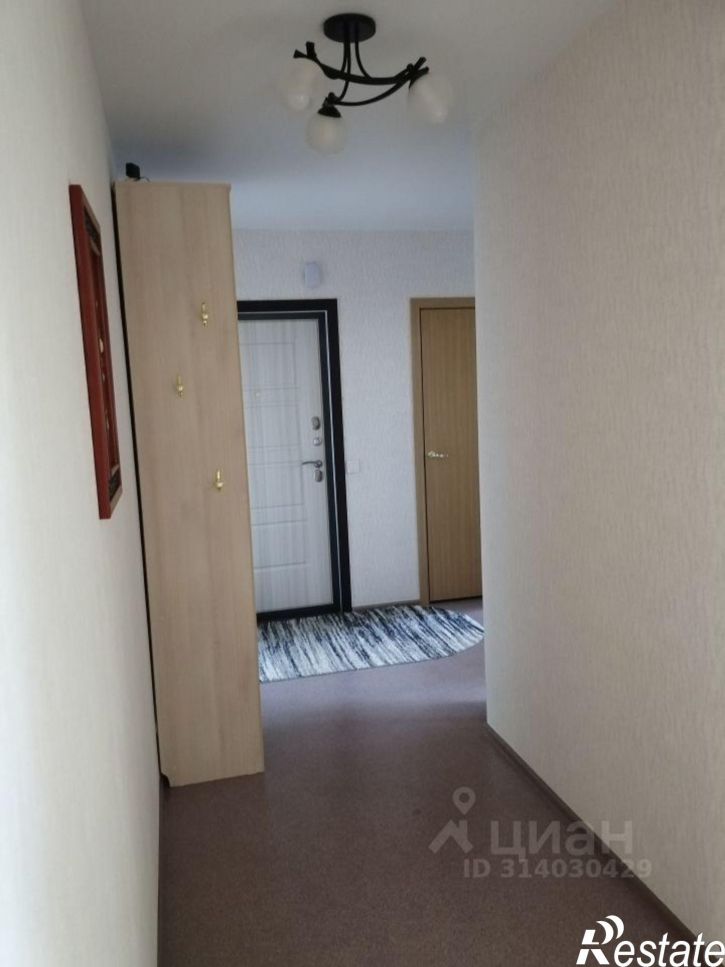 3-комн квартира улица Академика Комарова, 76,  д. 76
