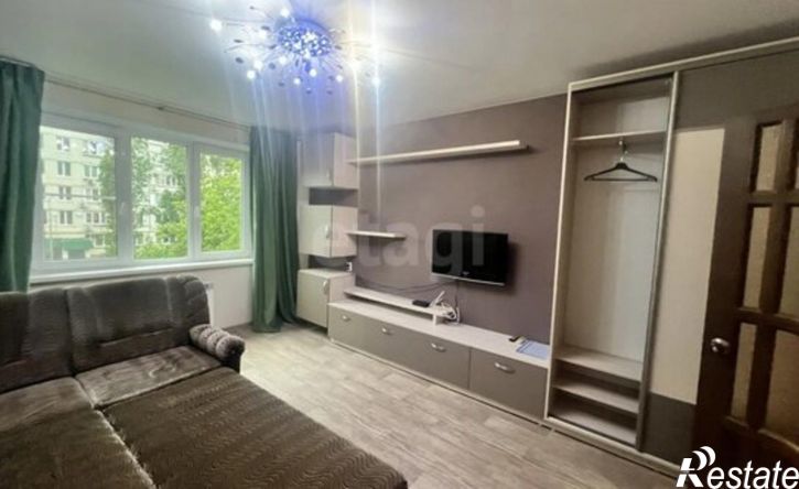 3-комн квартира улица 8-й Воздушной Армии, 52,  д. 52