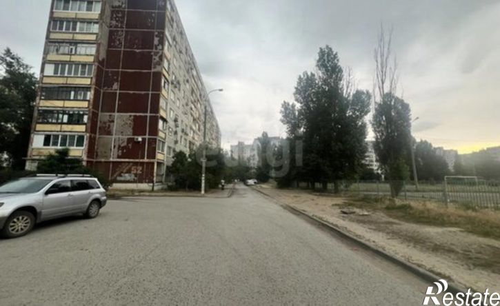 3-комн квартира улица 8-й Воздушной Армии, 52,  д. 52