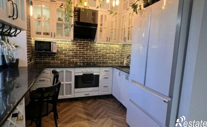 2-комн квартира Коммунистическая улица, 8,  д. 8