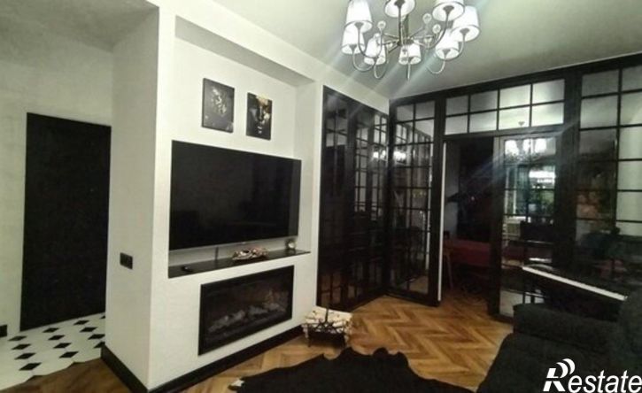 2-комн квартира Коммунистическая улица, 8,  д. 8