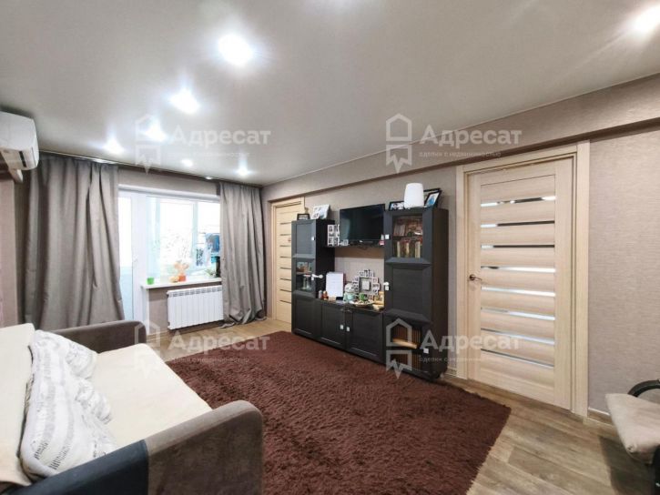 4-комн квартира ул. маршала Толбухина,  д.38