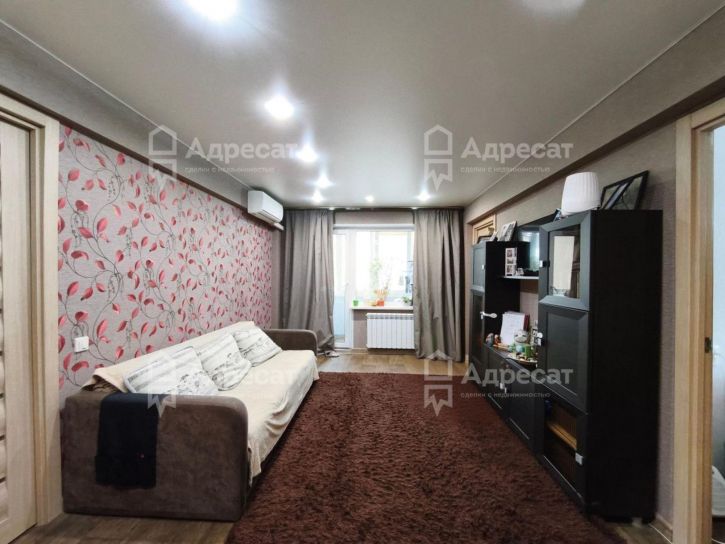 4-комн квартира ул. маршала Толбухина,  д.38