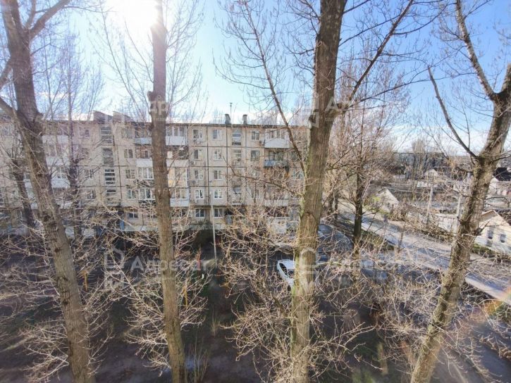 4-комн квартира ул. маршала Толбухина,  д.38