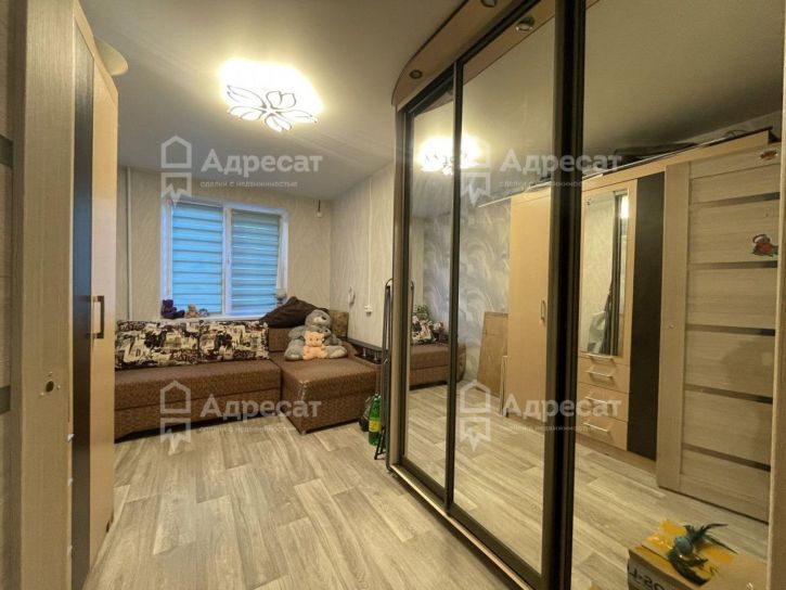 3-комн квартира ул. 64-й Армии,  д.129