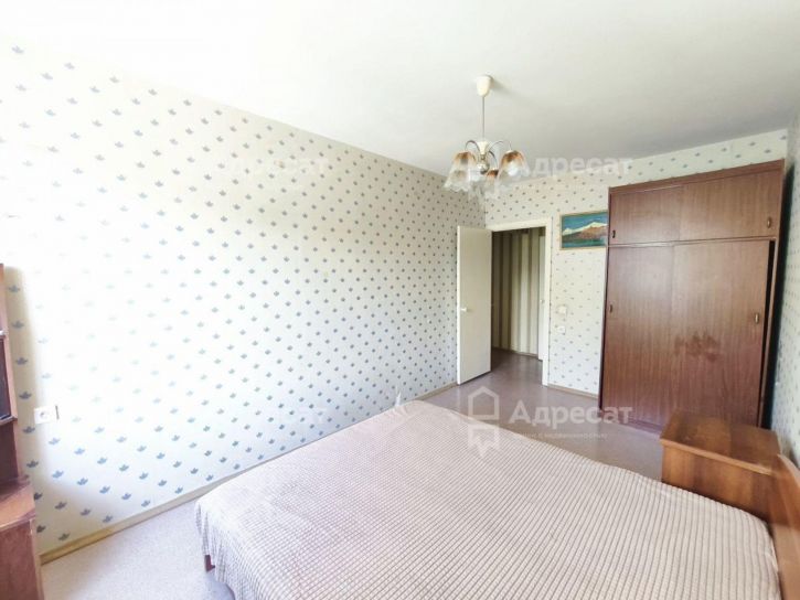 2-комн квартира ул. Комарова,  д.79